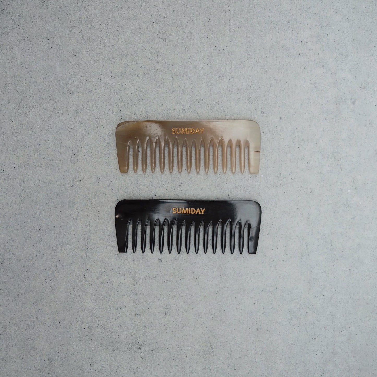 HAIR COMB